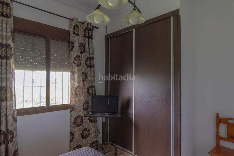 Foto 695ee0db-80e1-4742-ac96-2afd93f3b734. Xalet amb aparcament piscina a Oromana Alcalá de Guadaira