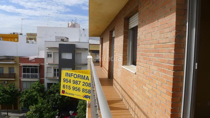 Foto 0f4fa783-7fd8-45a7-8bff-bab142e302e5. Alquiler piso  en alquiler en nervión avda. andalucía, 4 dormitorios. en Sevilla