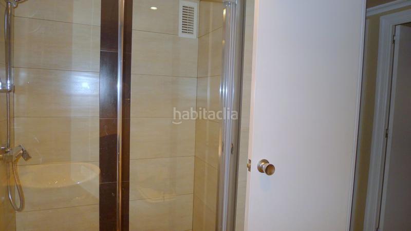 Foto 29979c05-831e-4157-8d77-fdf756bd94c1. Alquiler piso  en alquiler en nervión avda. andalucía, 4 dormitorios. en Sevilla