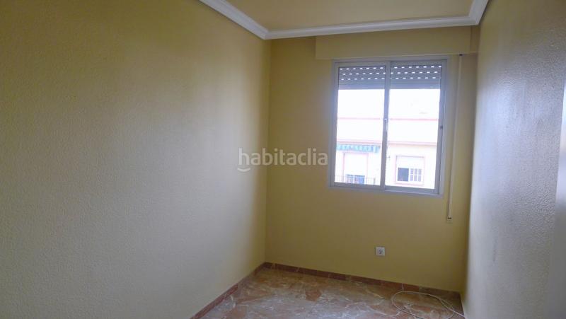 Foto 71f6820d-8c3f-42d0-a610-3179dbf73843. Alquiler piso  en alquiler en nervión avda. andalucía, 4 dormitorios. en Sevilla