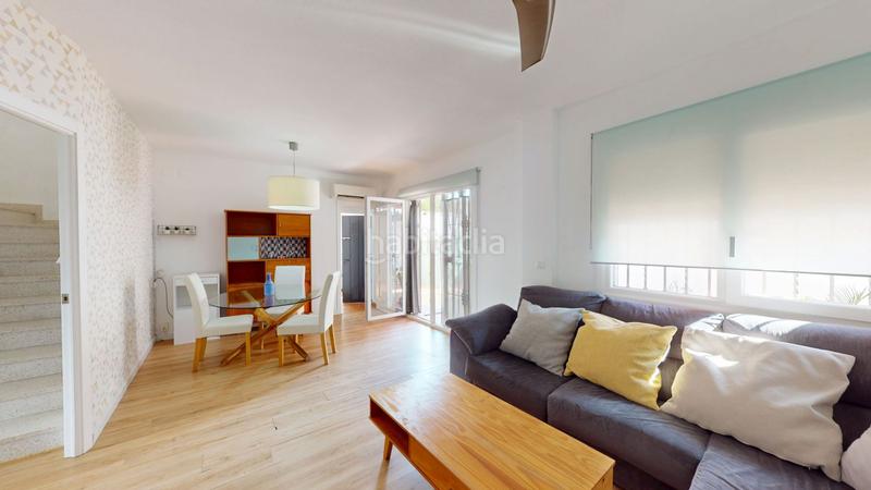 Foto 3f8886da-d54c-4198-bfee-b11c3a34dc64. Casa adosada  en venta en vértice, 3 dormitorios. en Bormujos