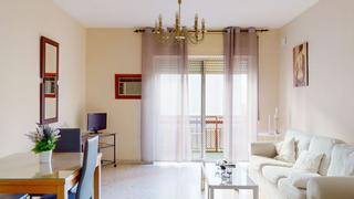Appartement  Jupiter. Piso en venta en centro  puerta carmona, 3 dormitorios.