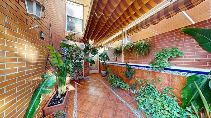 Foto c3414ed4-6bec-4c8b-8793-03546a70359b. Pis amb calefacció aparcament piscina a Urbadiez - Entrepuentes Sevilla