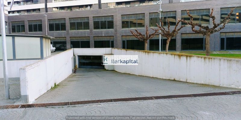 Foto 3b1f7234-1409-427a-850a-08856e75adac. Aparcament cotxe a Cappont Lleida
