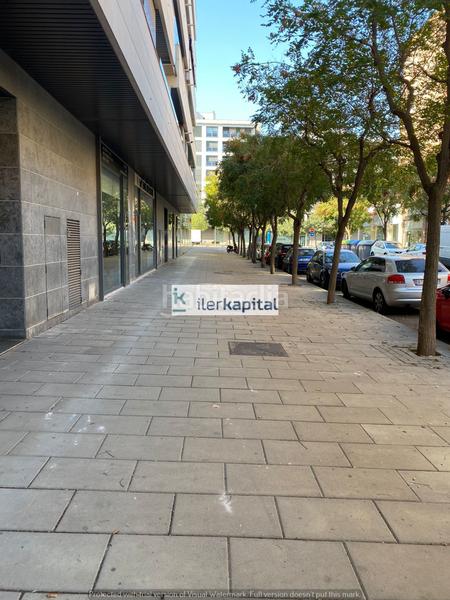 Foto 09e2260c-ca45-45b9-8498-62cfb6f98750. Alquiler local comercial oportunidad!! local en 1 linea comercial Cappont!! en Lleida