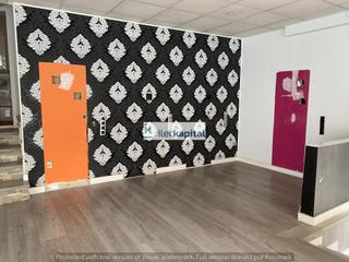 Locale commerciale in Cappont. Oportunidad!! local en alquiler en la rambla dra castells!!