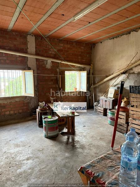 Foto 0a6d1248-b4fb-4343-a156-100e5ac96363. House with heating in Almenar