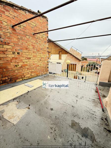 Foto 2cfe19fe-b600-4255-9095-492a4013be8c. House in Albesa