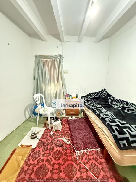 Foto b894c591-af91-4e36-9a6d-55650f06f251. House in Albesa