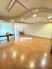 Local commercial à Joc de la Bola - Camps d'Esports