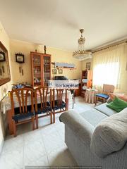 Pis a Joc de la Bola - Camps d'Esports. Piso en venta en paseo de ronda, lleida  7 con ascensor
