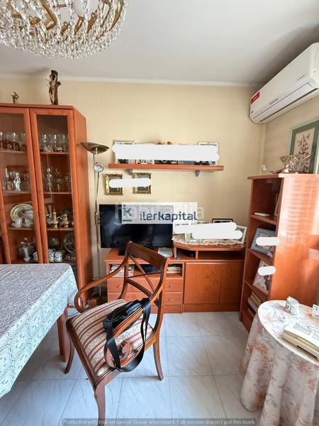 Foto 4a0b19ee-e60f-4328-b626-e175cce33b7a. Pis amb calefacció a Joc de la Bola - Camps d'Esports Lleida