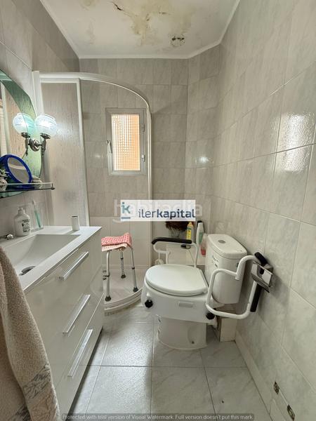 Foto ea35cc78-e70c-4fcd-a92c-987413325c29. Pis amb calefacció a Joc de la Bola - Camps d'Esports Lleida