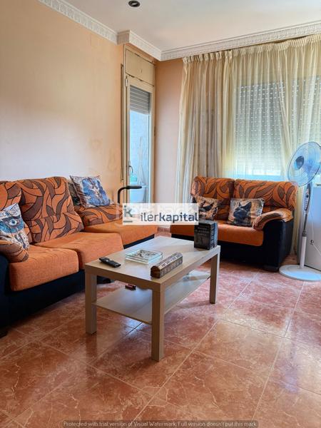 Foto c1f54b1e-01cf-42ff-ba90-4115971ee4d4. Flat with heating in Balaguer