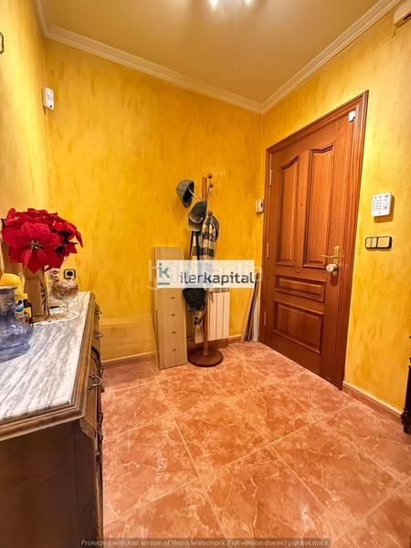 Foto c389cba8-0cb7-4933-a21b-349fed12b6b5. Flat with heating in Balaguer