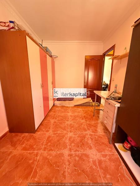 Foto eab8de24-68ba-4942-ab8c-ac86e30813ea. Flat with heating in Balaguer