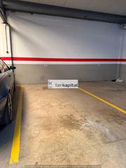 Aparcament cotxe a Alcarràs
