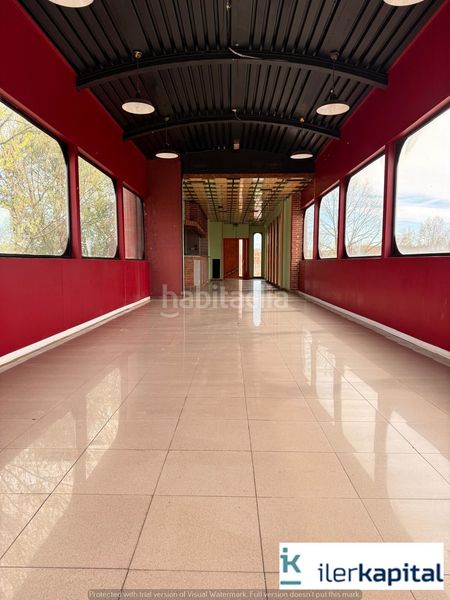 Foto c7546332-10f4-49e9-bc37-df391087f873. Local comercial a Ciutat Jardí Lleida