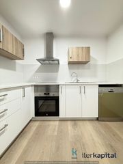 Flat in Príncep de Viana-Clot-Xalets Humbert Torres