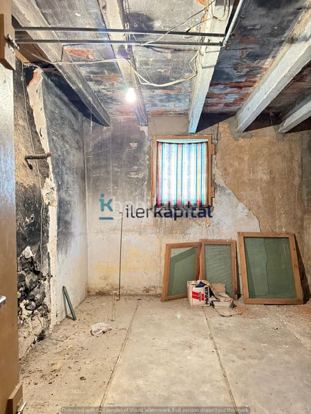 Foto 09954d63-9442-4e75-b493-fd495509b722. Casa amb aparcament a Belianes