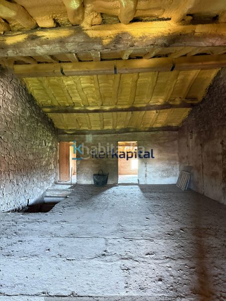 Foto 20c81490-6212-4235-b652-1189f1bd98e8. Casa amb aparcament a Belianes