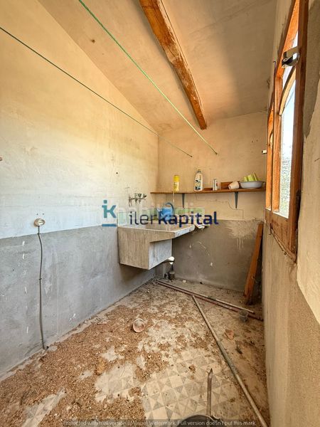 Foto 3879d471-97ef-4cdc-8d0d-9d8927764c6b. Casa amb aparcament a Belianes