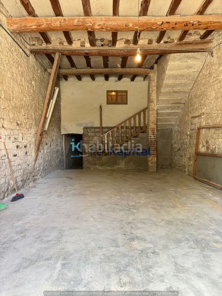 Foto 7d2e8725-7e5d-47fa-bf9d-fa8c49871165. Casa amb aparcament a Belianes