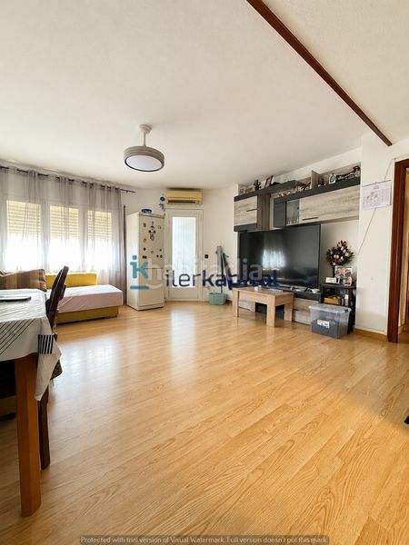 Foto f806e7ab-dc16-4c60-9a1c-ac0444c9f49f. Flat with heating in Cappont Lleida