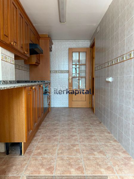Foto f4ce37af-e458-4208-b753-e5f7ceeac964. Pis amb calefacció a Vielha Vielha e Mijaran