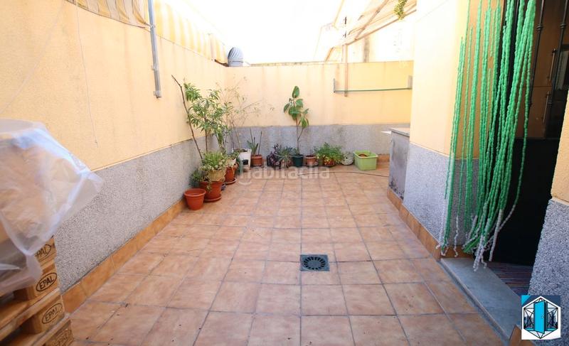 Foto 07338b61-3ba6-4237-bd0a-7a028a06d198. Casa adossada amb aparcament a San Juan del Puerto