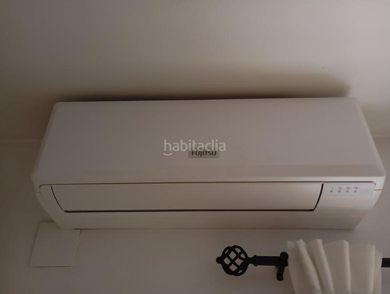 Foto ceb7fd7a-1223-4031-870e-be86524766bd. Casa adossada amb aparcament a San Juan del Puerto