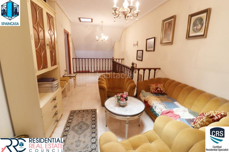 Foto d4b08fcf-71cf-4f21-abb4-ab85401b7dc2. Duplex dans calle gobernador alonso 2 dans Centro Huelva