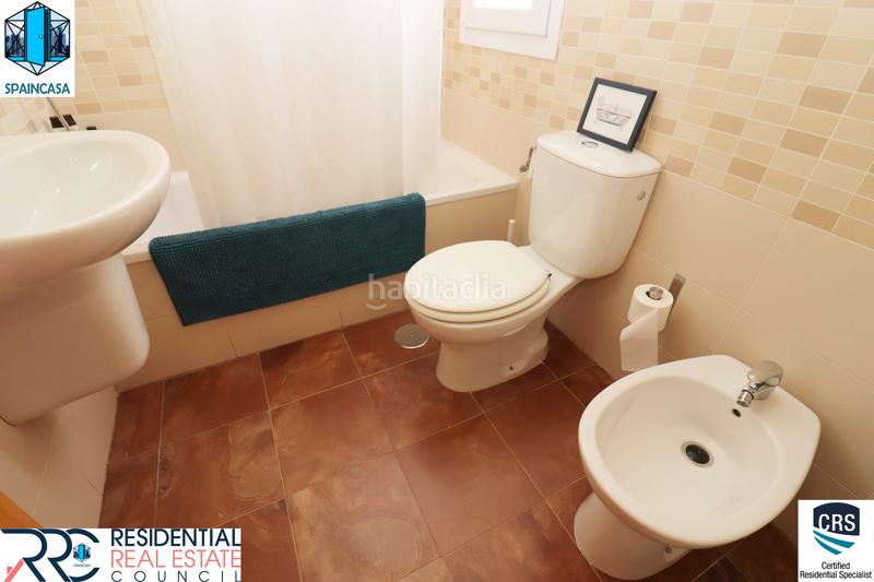 Foto 006cca30-69e1-49e9-a7b6-f1694c86ec50. Casa adossada a avenida cristóbal colón 2 a El Portil