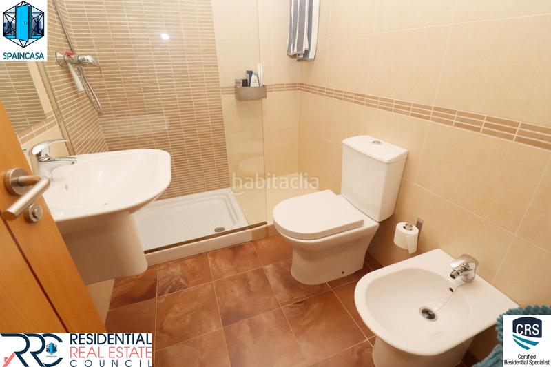 Foto 344b0681-feef-4253-b394-5cd79feab07e. Casa adossada a avenida cristóbal colón 2 a El Portil