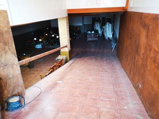 Local Comercial  Avenida-alcalde jose conceglieri. Local semisótano a pie de calle - garaje y almacen 9??3??0??0??0