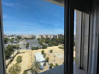 Pis  Avenida alcalde federico molina orta 25. Piso en la zona de isa chica - 1??2??4??0??0??0????????financiac