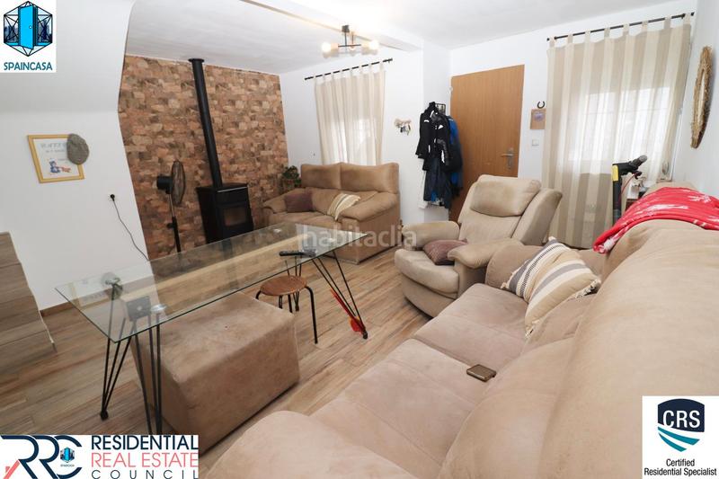Foto a6807650-d027-4774-8bfd-0233a981b7e7. Casa adossada a plaza de siesta 15 a Núcleo Urbano Aljaraque
