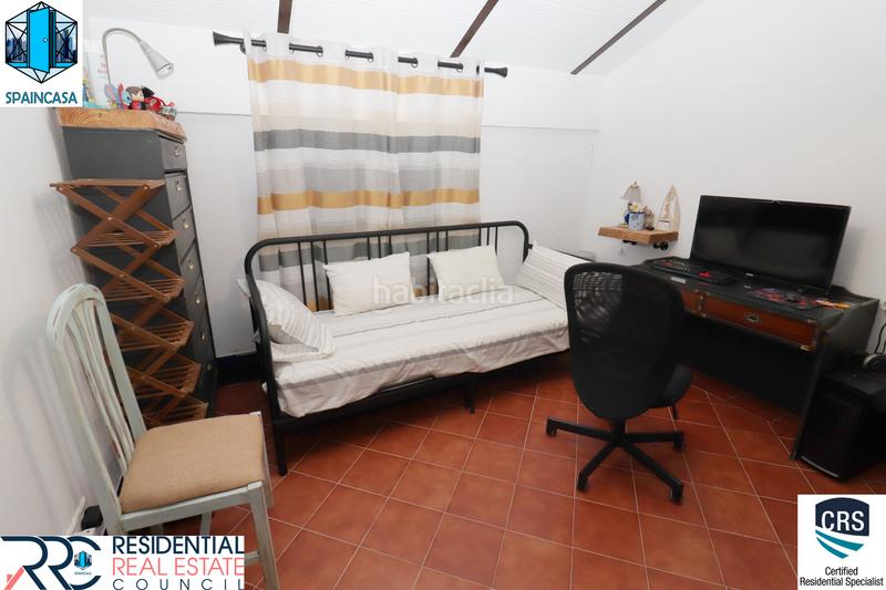 Foto 3b699258-ba5b-4c85-bcae-ae18037f20f3. Chalet avec cheminée chauffage parking piscine dans Aljaraque