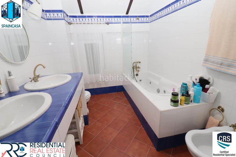 Foto 3d7fef01-63c0-4a48-989e-1fc42c93548e. Chalet avec cheminée chauffage parking piscine dans Aljaraque