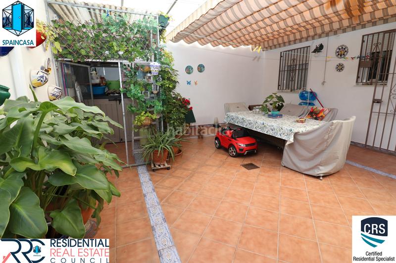 Foto be15eac8-cc31-41a6-9be3-fe2c9f9dd4b8. Semi detached house in Moguer