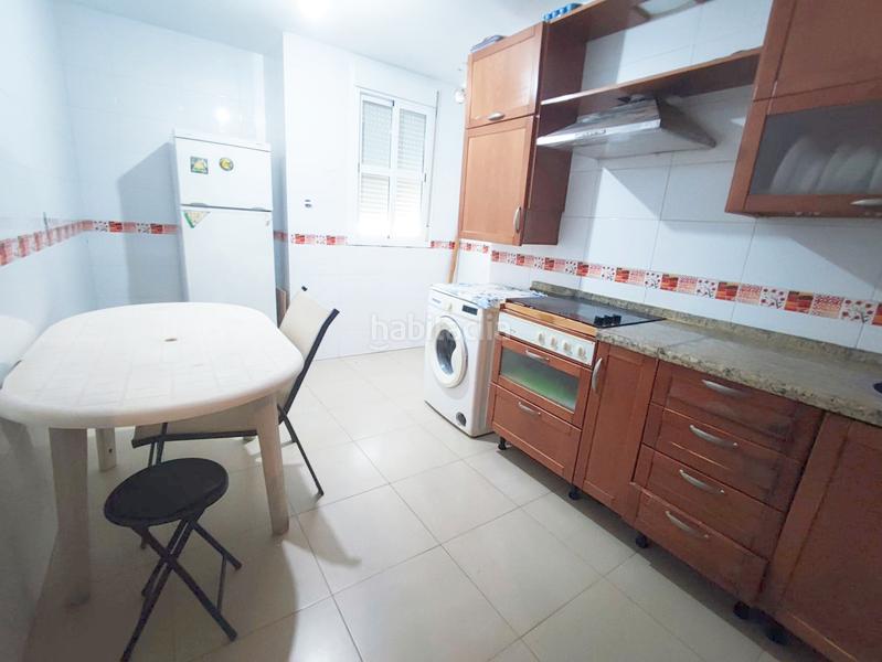 Foto 98ae7a41-7668-4217-8893-8ee3ff5f114b. Zweistöckige wohnung in avenida de la feria 1c in Cartaya