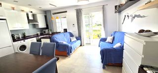 Apartament en Calle enebro 104. Planta baja a tan solo 350 mtrs a a playa andando 2??4??7??5??0?