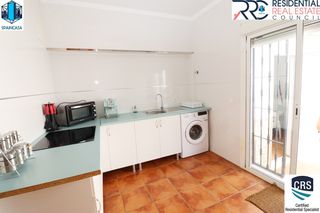 Reihenhaus in Avenida de la feria 1c. ??? vivienda adosada seminueva en cartaya – cerca del centro y d