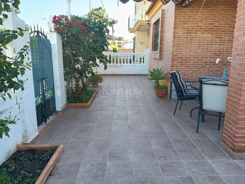 Foto 00e36f27-2383-4e01-afce-a3a52f1bcb85. Casa adosada chalet con aparcamiento tras Santuario de regla! 10 minutos al mar! en Chipiona