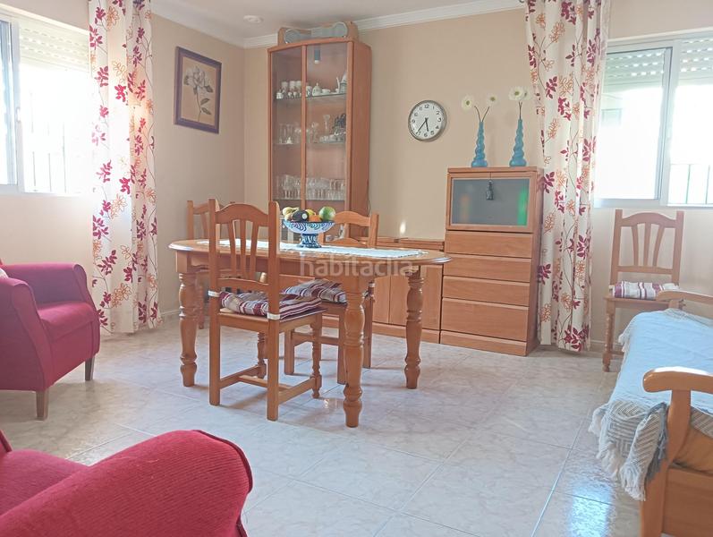 Foto a9571f60-cfbf-4695-a216-961dd3b317d8. Casa adosada chalet con aparcamiento tras Santuario de regla! 10 minutos al mar! en Chipiona