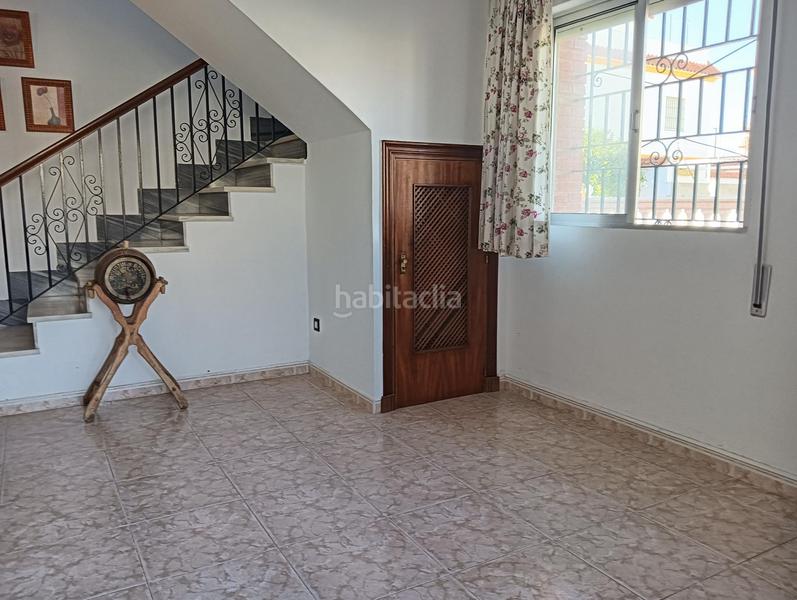Foto fe38fe33-9a18-4219-b695-1e26b4b8c326. Casa adosada chalet con aparcamiento tras Santuario de regla! 10 minutos al mar! en Chipiona