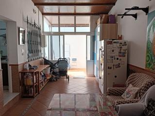 Maison jumelée à Estación de Autobuses. Perfecta vivienda para mudarte de forma rápida sin necesidad de