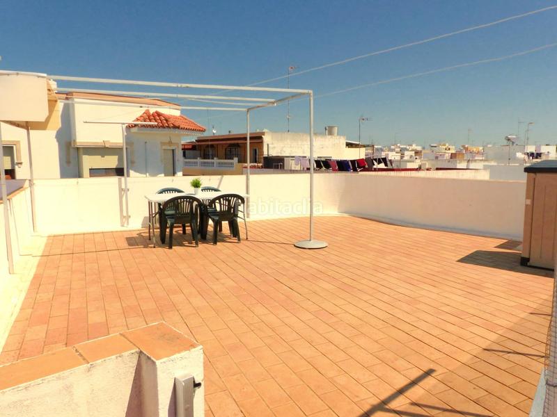 Foto 98e58756-5524-4deb-a266-93c0971e8676. Piso estas buscando una vivienda que reuna varios extras ??? en Chipiona