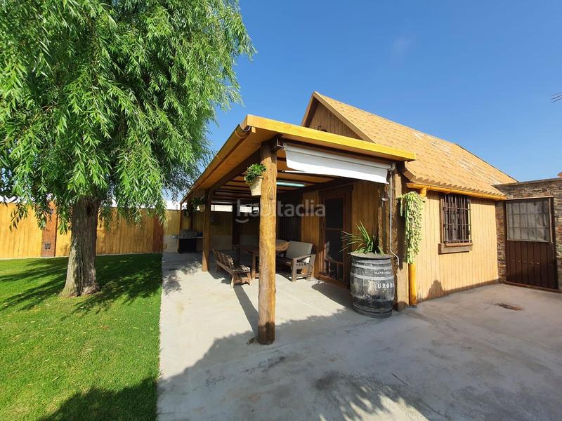 Foto 30f7f10c-e498-423a-b7da-2da8ba3490d8. Casa buscas vivienda en zona rústica con amplio terreno exterior?? en Chipiona