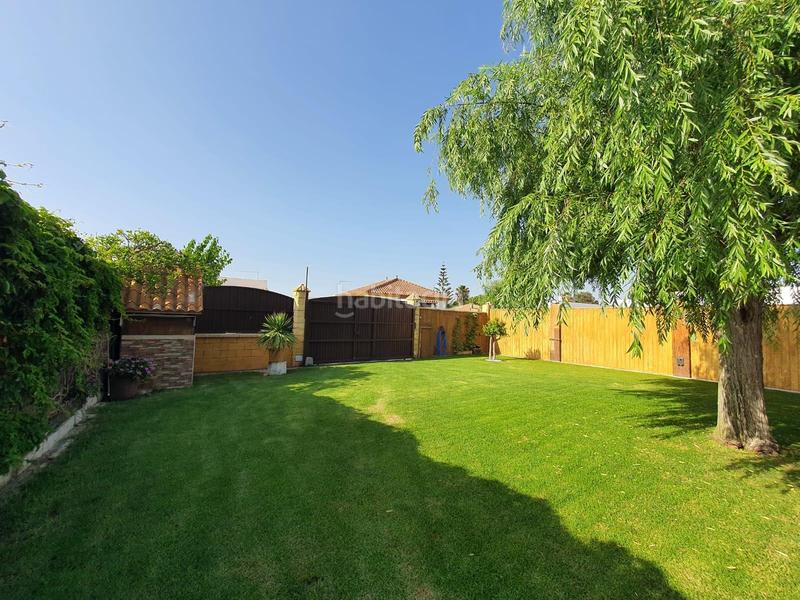 Foto 5f672888-dea9-43e9-a780-d0c9c80cef60. Casa buscas vivienda en zona rústica con amplio terreno exterior?? en Chipiona